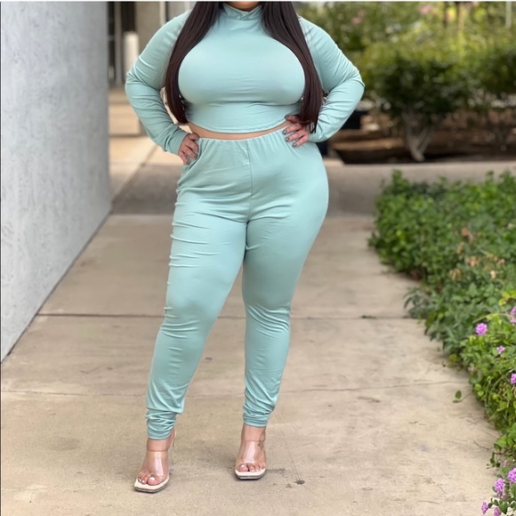 Fashion Nova Pants - Leggings Set